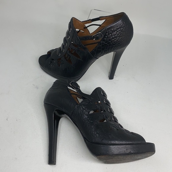 Givenchy 39 Black Leather Peep toe Platform Heel - Picture 5 of 16